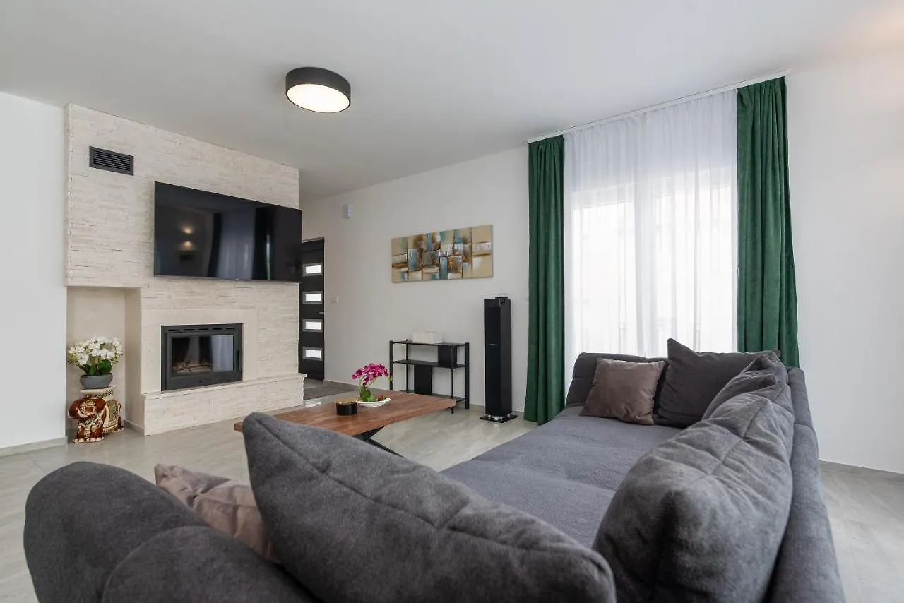 Villa Golubica Sukošan 0*,  كرواتيا